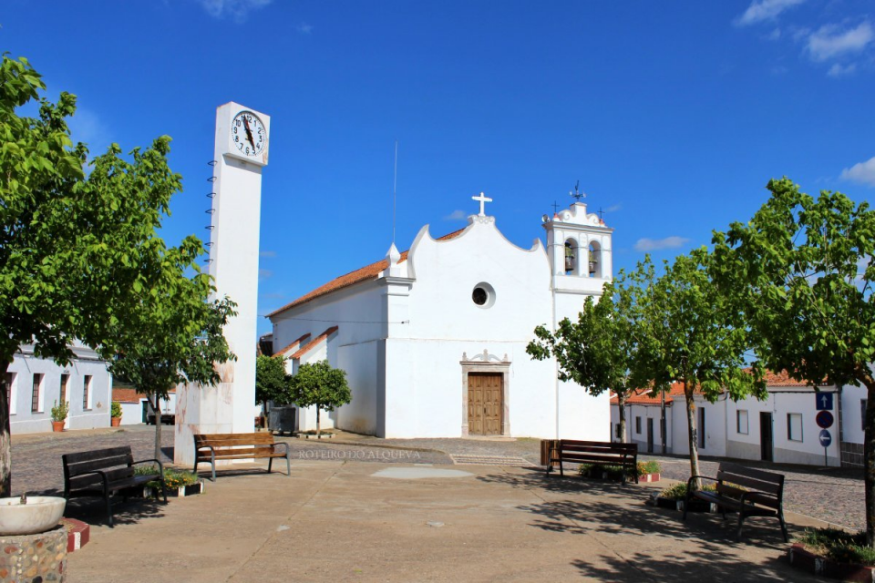 Reposição da freguesia de Santo Amador continua num “impasse